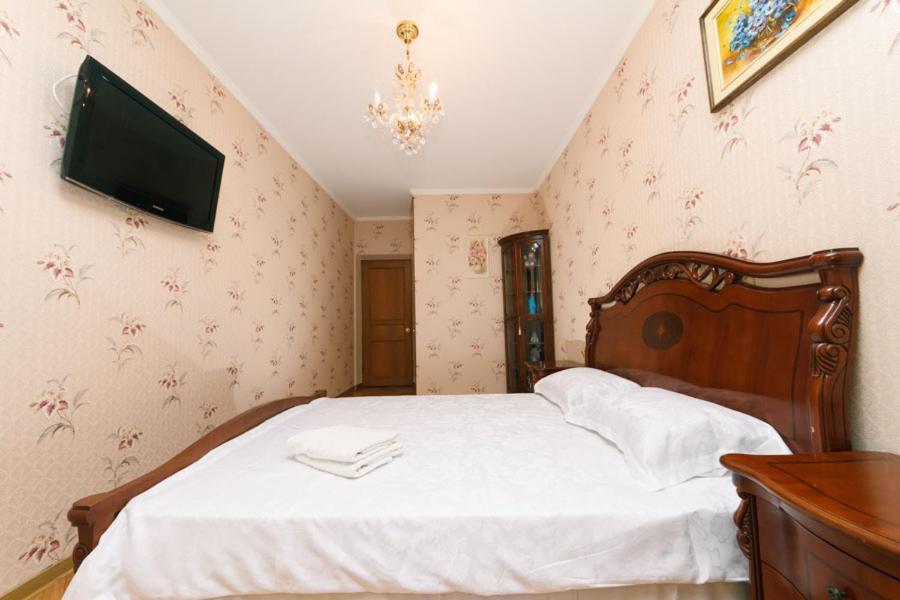 Apartment On Volodymirska 73 Street Kiev Extérieur photo