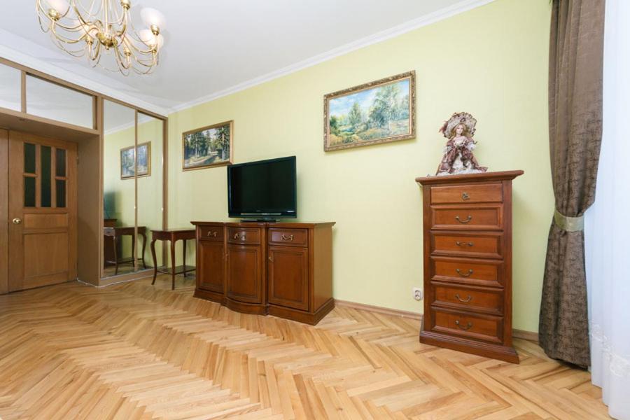 Apartment On Volodymirska 73 Street Kiev Extérieur photo